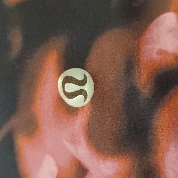 SOLD Sz 8 Lululemon Align High-Rise Crop 25" Intensity Pink Blossom Multi Nulu. - Picture 5 of 9